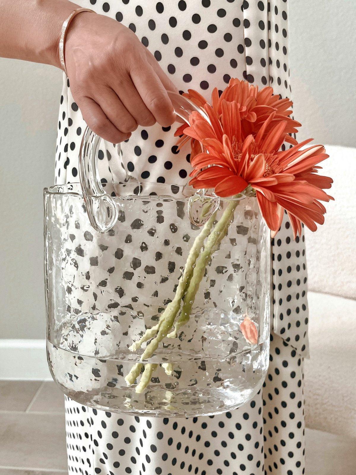 Elegant Kate Glass Handbag-Shaped Vase - Maxavendi