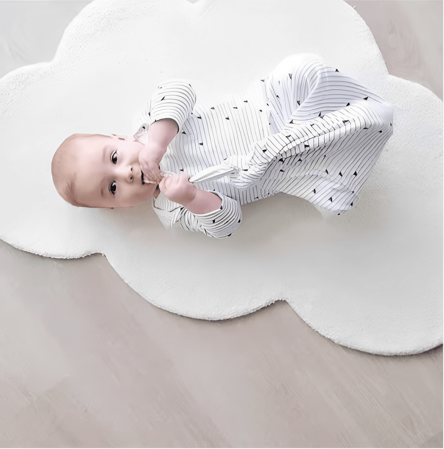 Elegant Scandinavian Cloud Floor Mat - Maxavendi