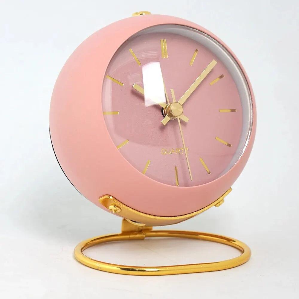 Charming Nordic Minimalist Desk Clock - Silent Luminous Alarm Clock - Maxavendi